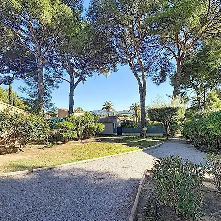 Apartment T2 Duplex Avec Clim' Et Parking Prive, Proche - Fr-1-770-69